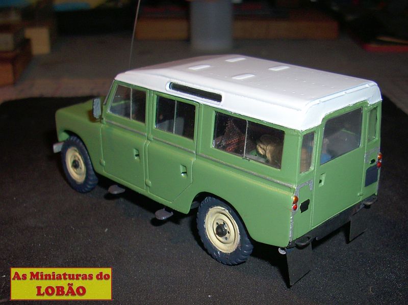 Land Rover_10.jpg