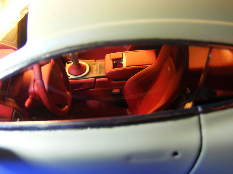 Aston Martin DBS (11).JPG