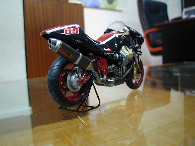 guzzi 4.jpg