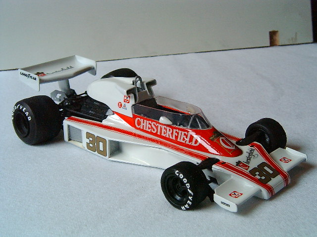 m23.lunger.jpg