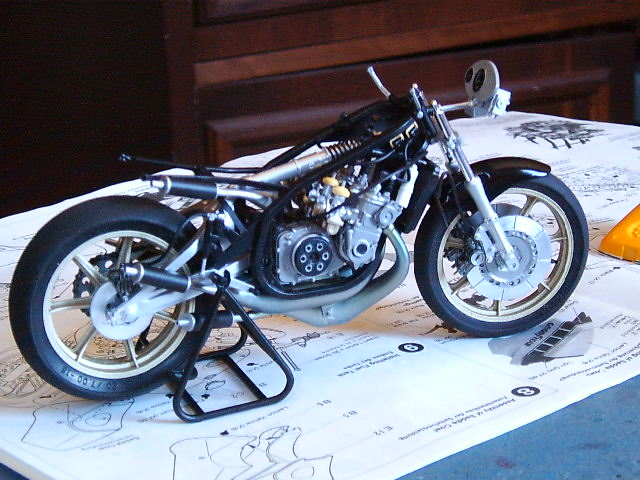 yzr500.montagem 002.jpg