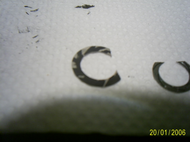 Pintar os detalhes de preto