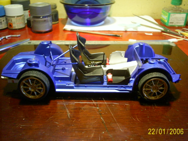 Chassis esperando pelo piloto e navegador