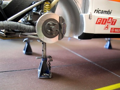 Support car anterior.jpg