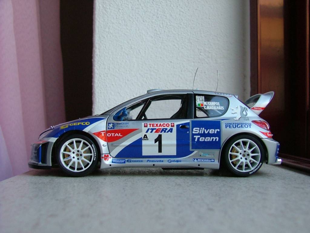 Miguel Campos - Rali Ypres 2003 1.jpg